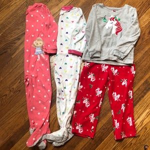 Girls Fleece Pajamas Size 4T set of 3